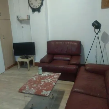 Casa vacanze Agreable Confort Avec Cour Et Jardin Hautefort